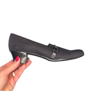 Munro American Black Slip-On Loafers Women’s 8.5N | Comfort Dress Shoes